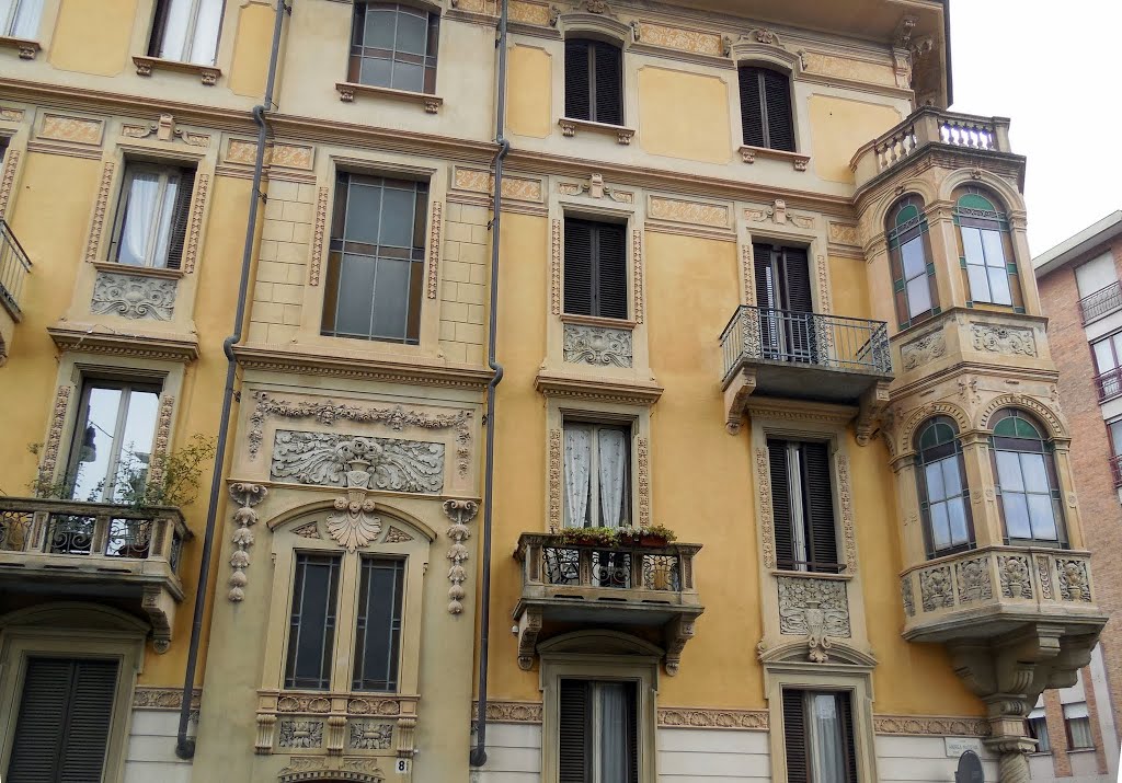 Torino, via Andrea Massena 81 / via Gaetano Filangieri, Casa Bologna (Eugenio Mollino & Ludovico Peracchio 1890-93) by Jacques Lasserre