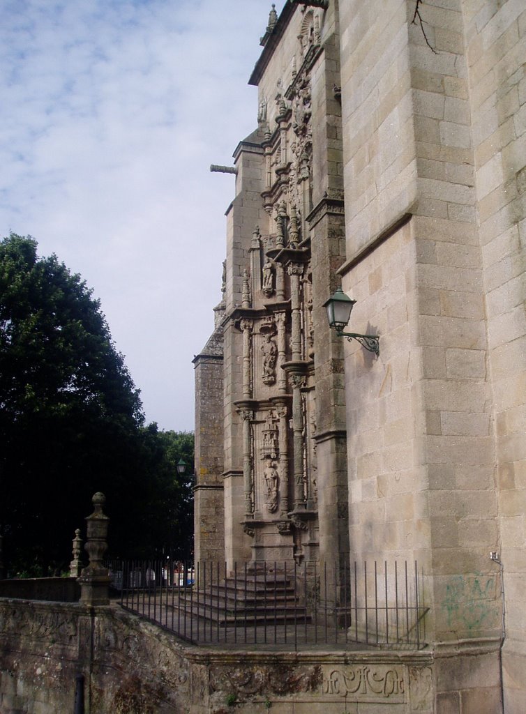 Basílica de Santa Maria by Eladio Cortizo