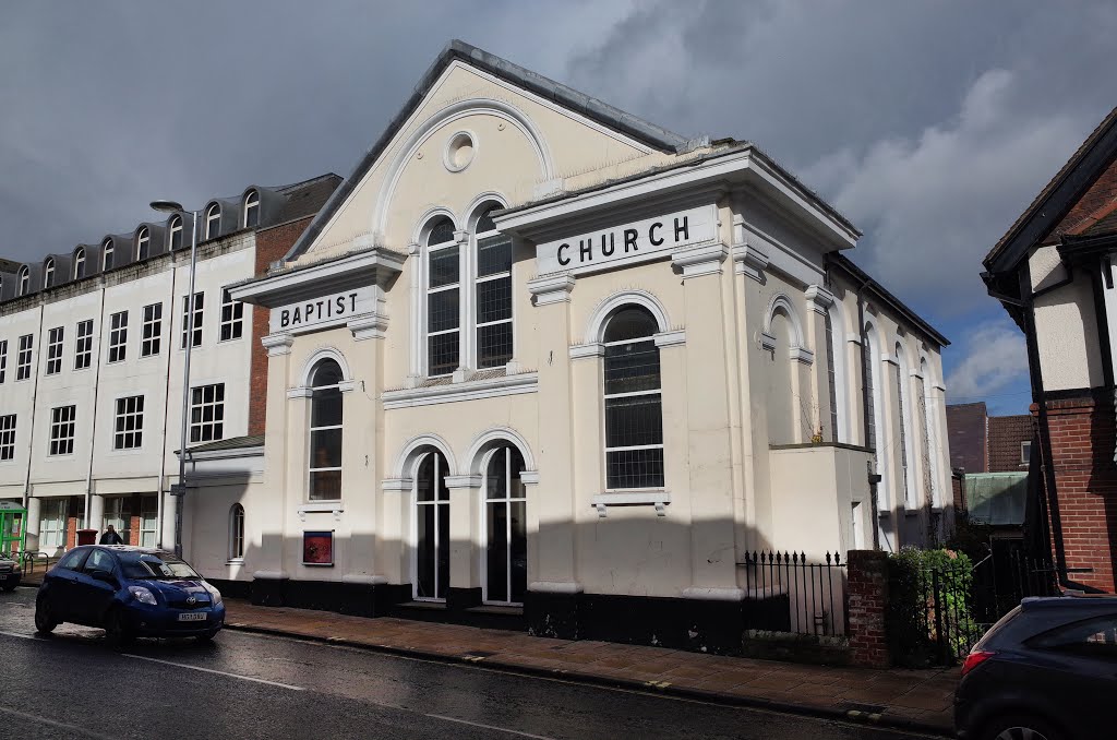 BAPTIST CHURCH WINCHESTER by Alan McFaden