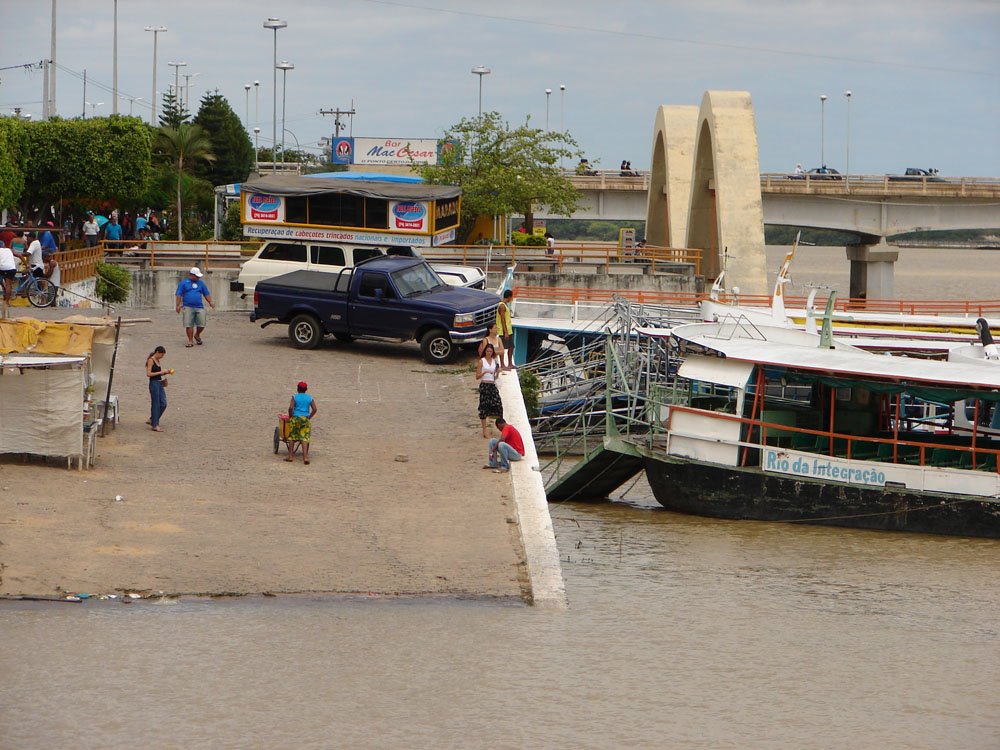 Barquinha Juazeiro by Leonardo Carvalho