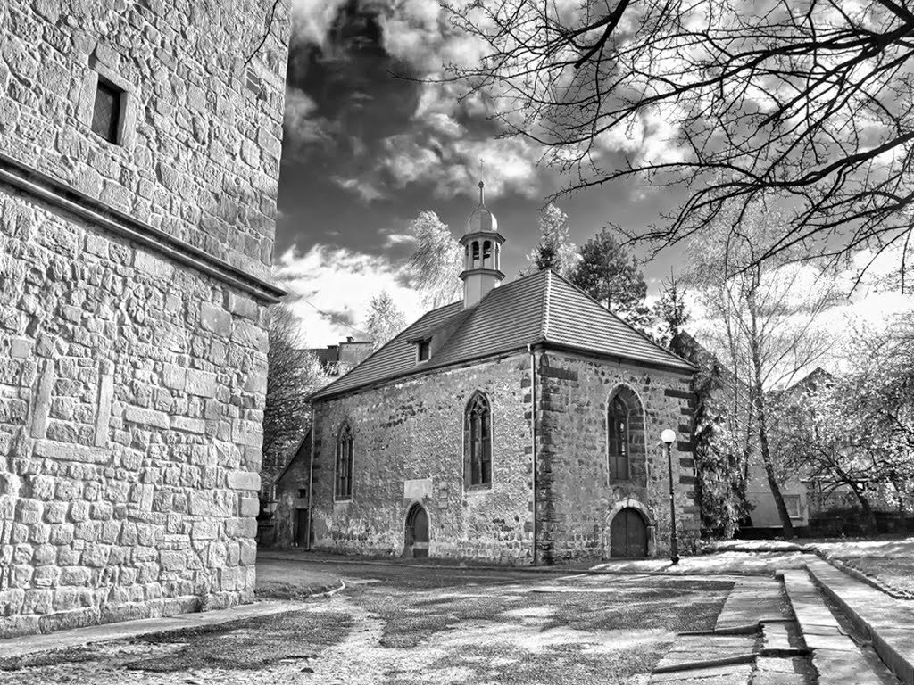 Chapel of the Holy Cross in Lwówek Śląski by robertgrzelczak