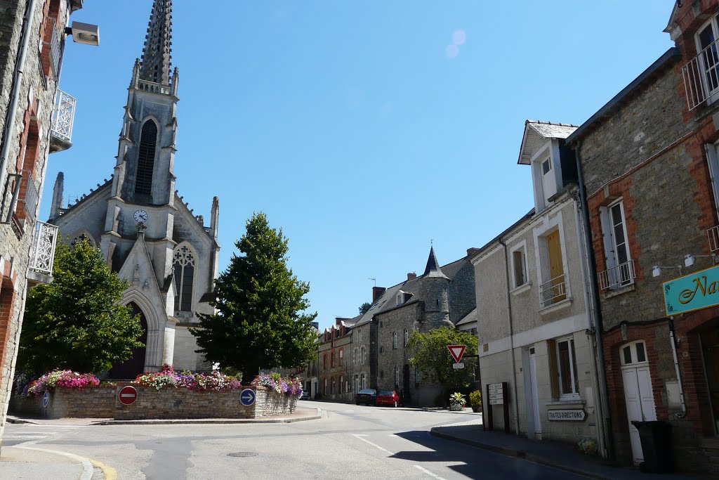 Bourg-des-Comptes, L'église, îlot giratoire by tofil44