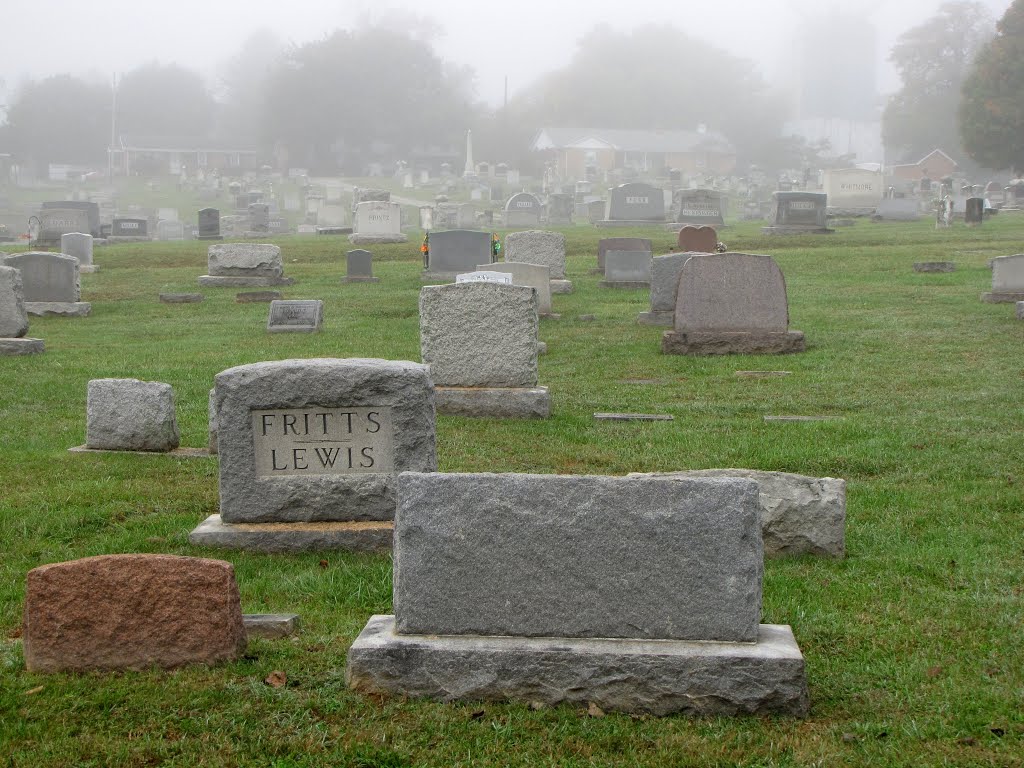 Edge Hill Cemetery by SchuminWeb