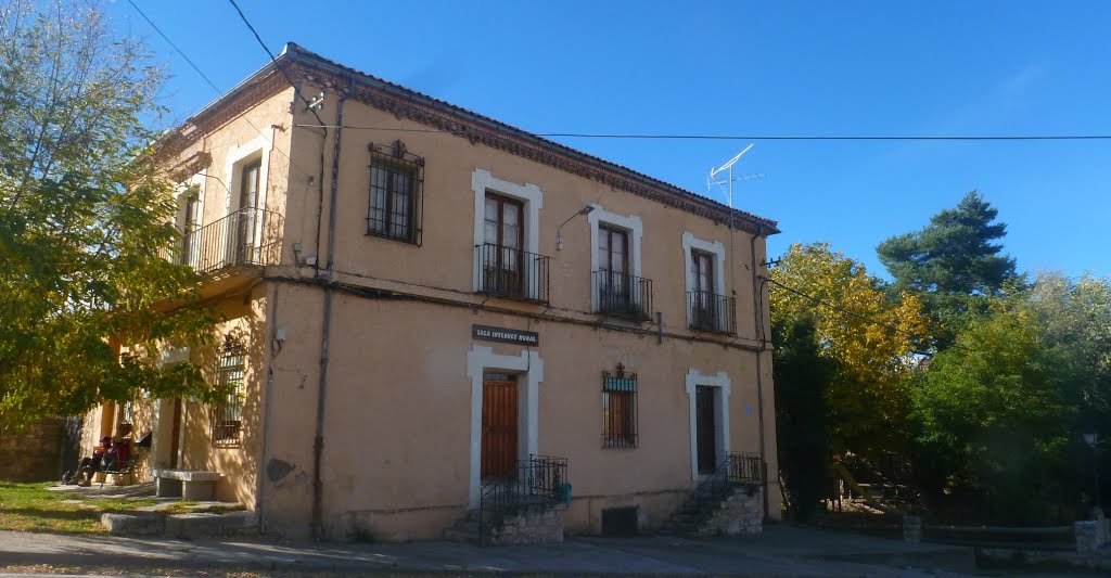 Ayuntamiento de Torre Val de San Pedro by Felizrenedo