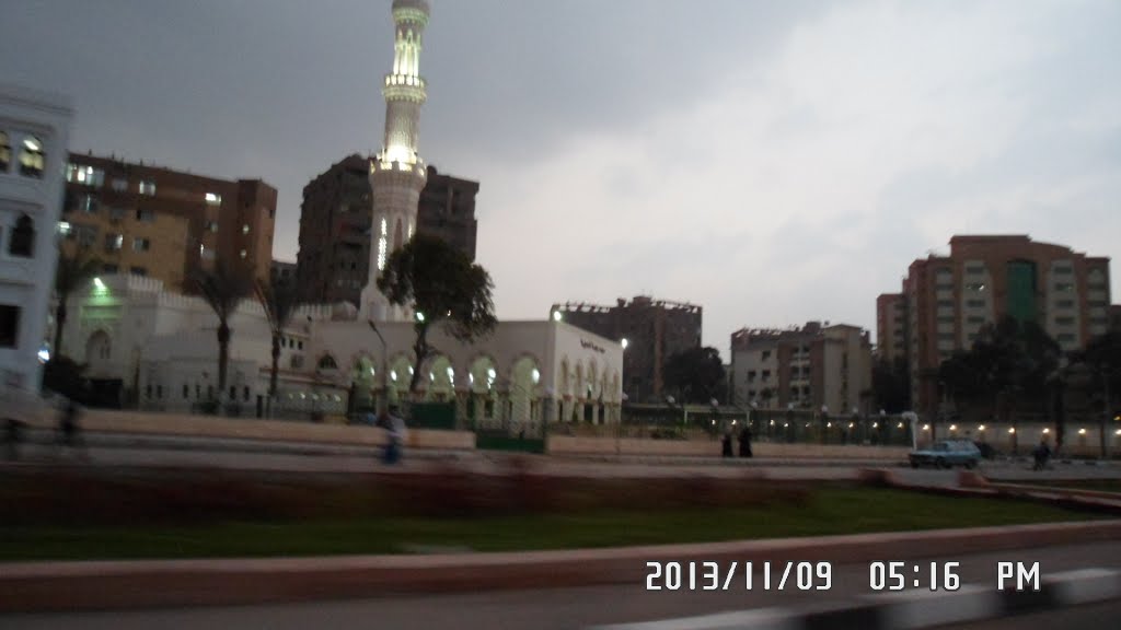 Rabaa El Adaweya Mosque by HOSNI WAFAKI