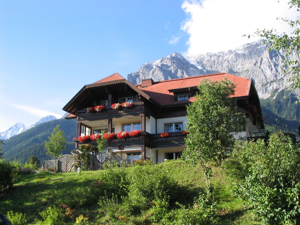 Appartmenthaus "Sonne" in Ramsau Ort by Pruggsn