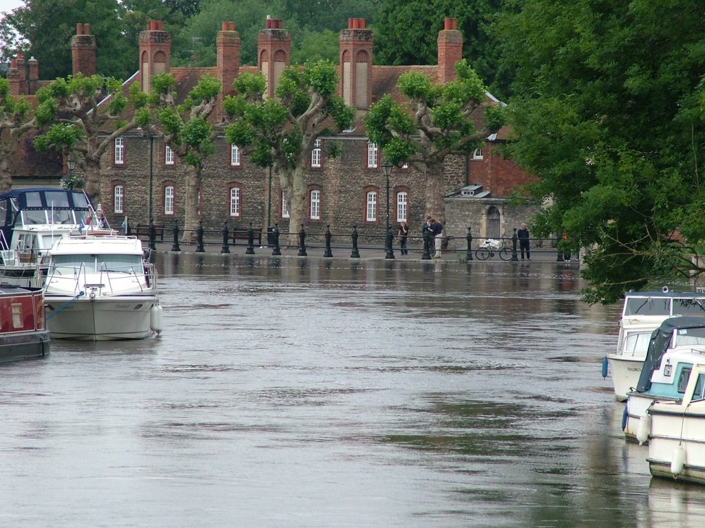 Great flood, July 2007 by Alan WD