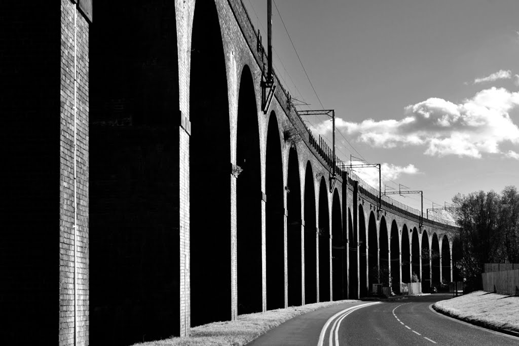 Ditton Viaduct by crjennings.com