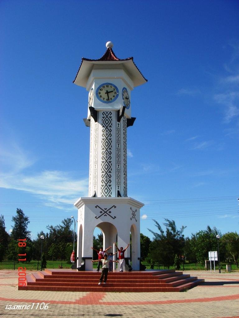 Esplanade Sidek, Kudat, Sabah, Malaysia. by izamrie