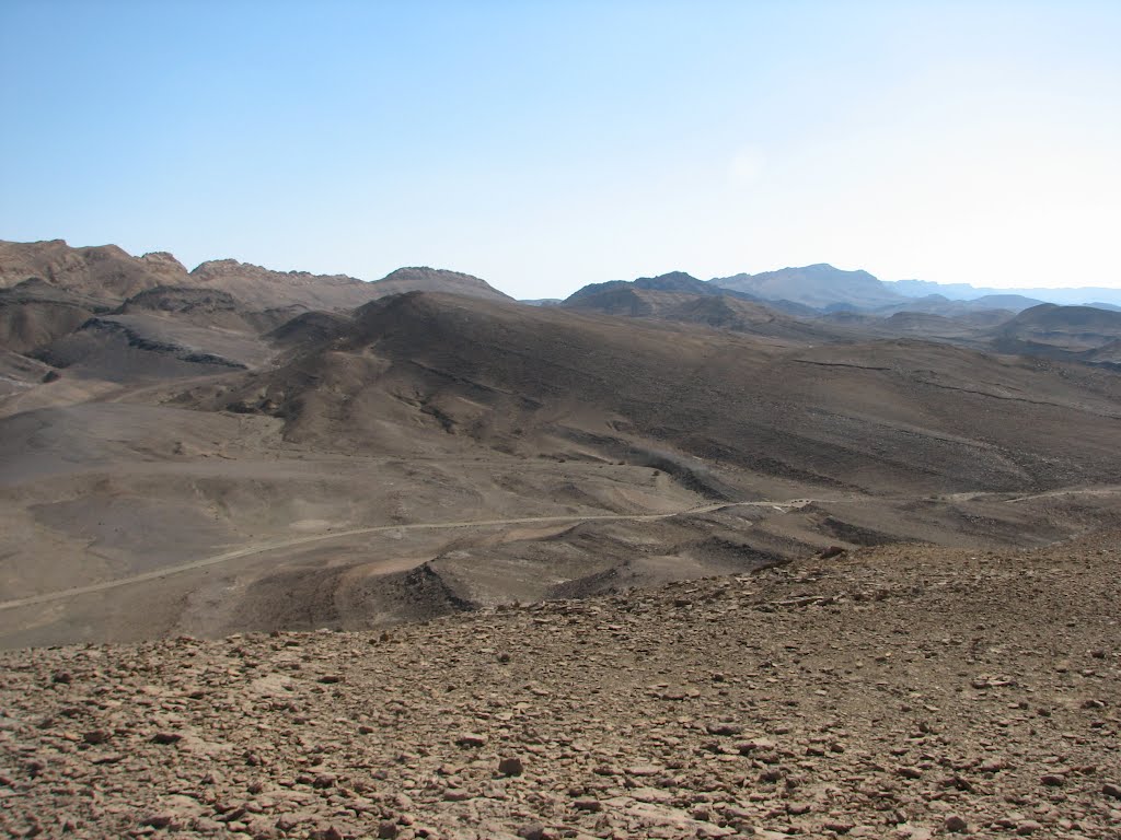 Ramon Crater, Mount Gvanim, General observation at the crater 7, Israel by ‫יוסף אבן כסף‬‎