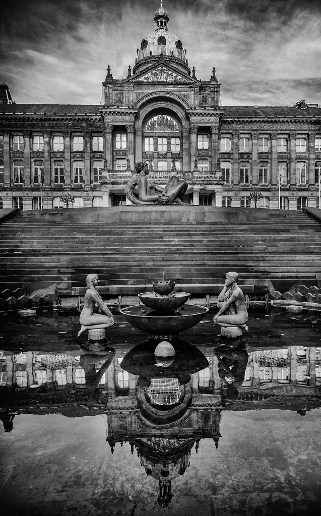 Victoria Square by Stuart Murphy