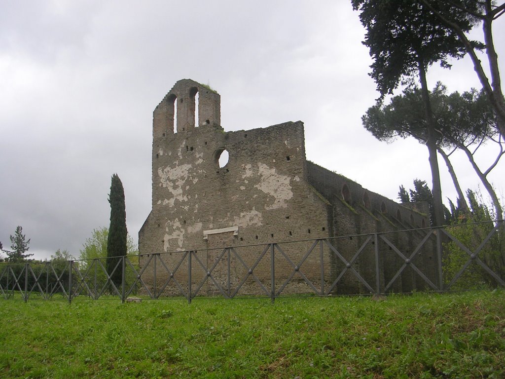 Roma, chiesa San Nicola a Cecilia Metella by Aldo Ferretto