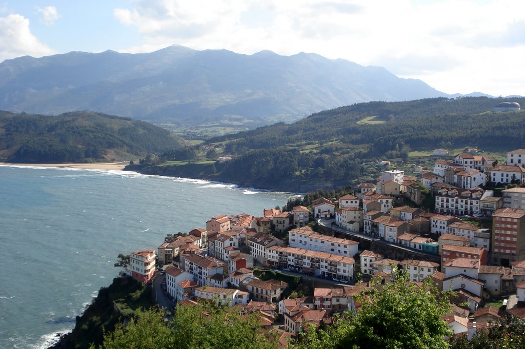 Lastres, el Cantábrico y el Sueve desde el mirador de San Roque by Alfonso Guzman