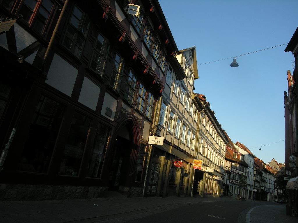 Lange Geismarstraße by rolfnpolf