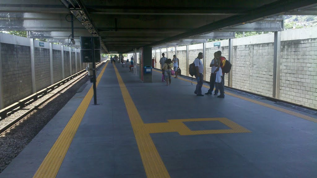 Estação Engenho da Rainha do Metrô by Halley Oliveira