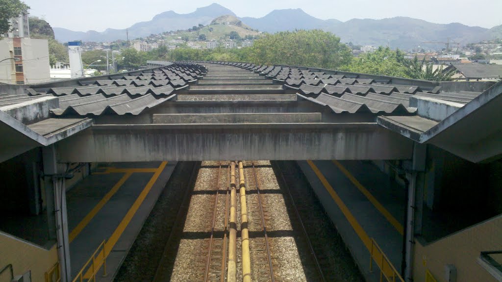 Estação Thomaz Coelho do Metrô by Halley Oliveira