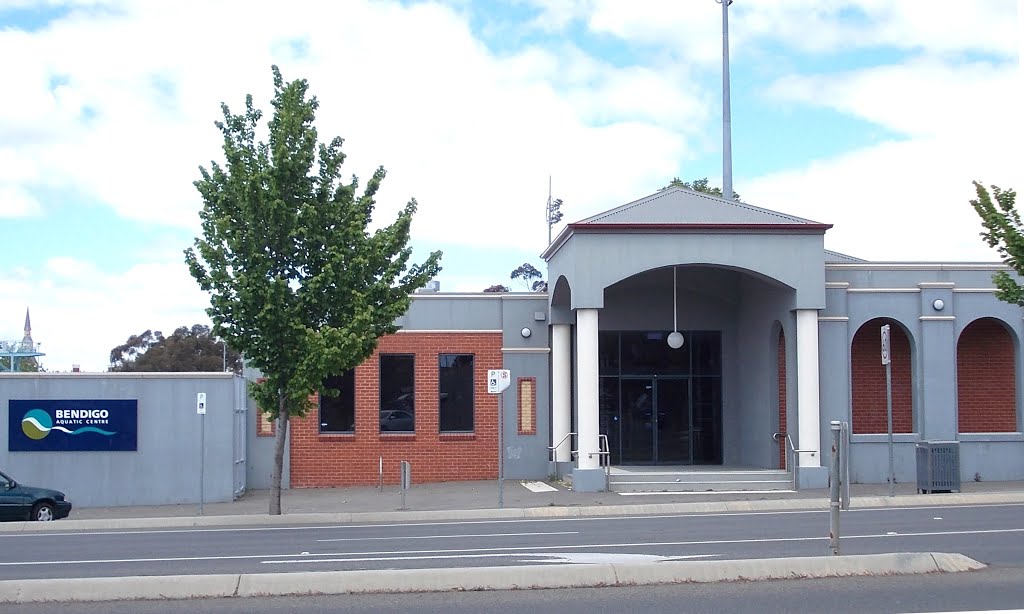 Aquatic Centre entrance by Phaedrus Fleurieu