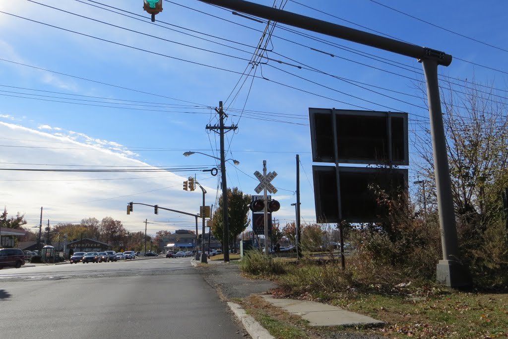 Raritan Rd RR Xing by Adam Elmquist