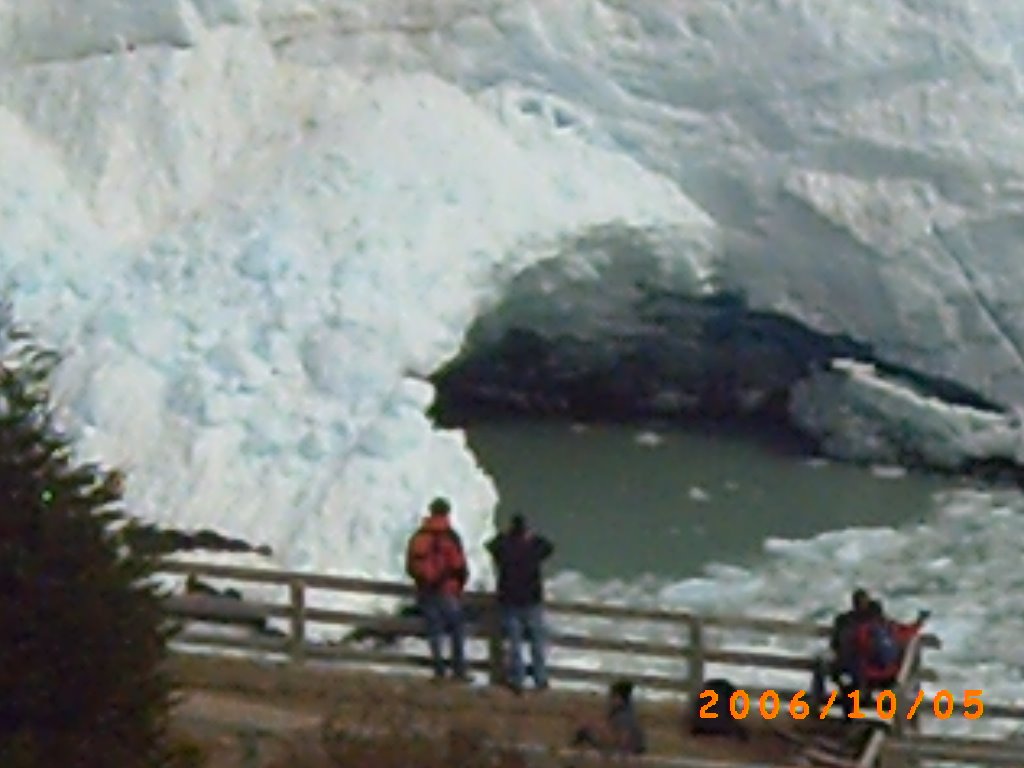 Puente de hielo by emilio aranda