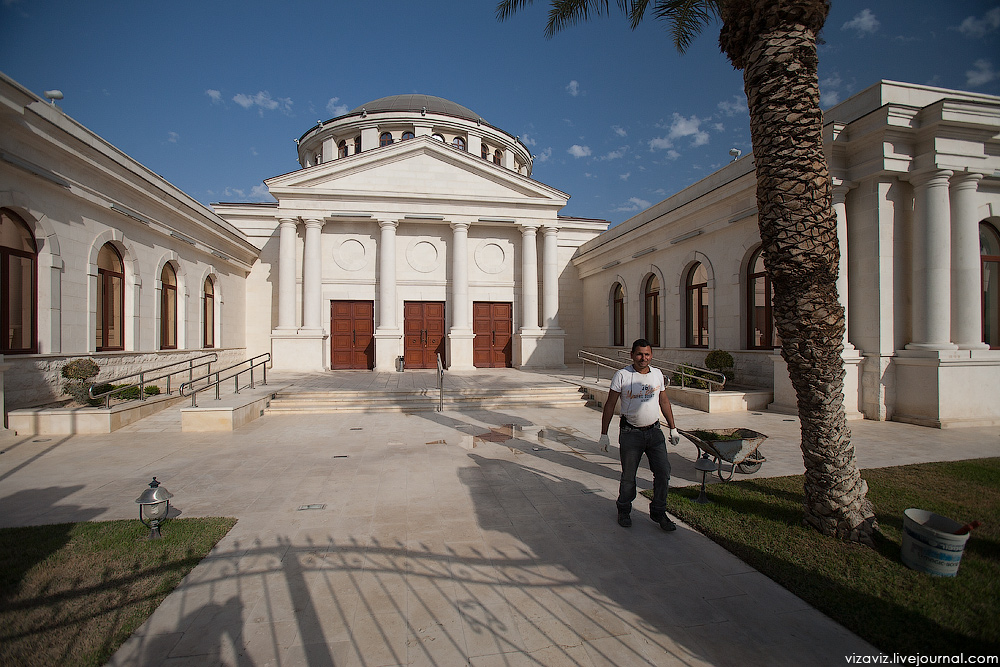 Russian museum and park complex by vizAviz