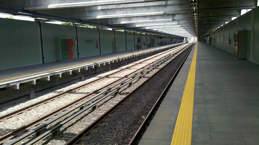 Estação Vicente de Carvalho do Metrô by Halley Oliveira