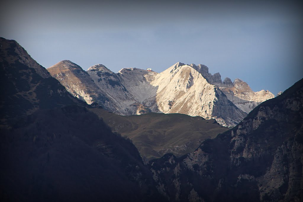 "Gruppo Carega"Sullo sfondo Rifugio Fraccaroli - S.L.M. 2230 by Dino Danieli