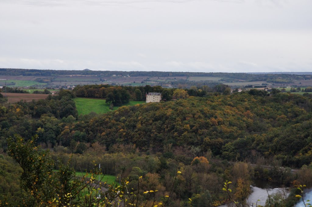 Au long du Val d'Allier. Saint Yvoine. by Tireman.