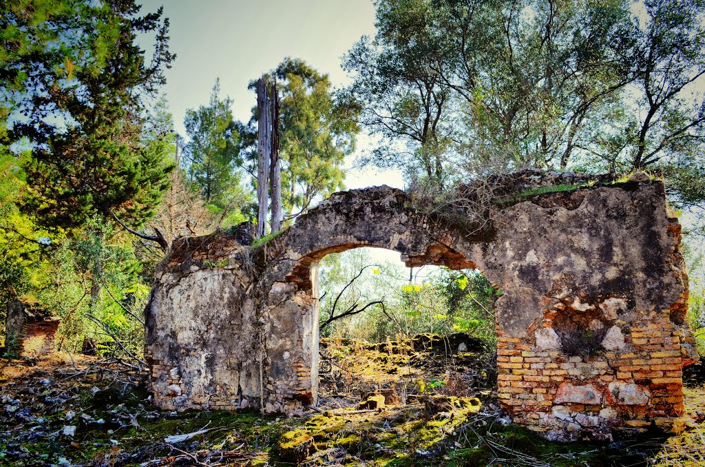 Πύλη στο τέλος του χρόνου by Sotiris Hartzavalos