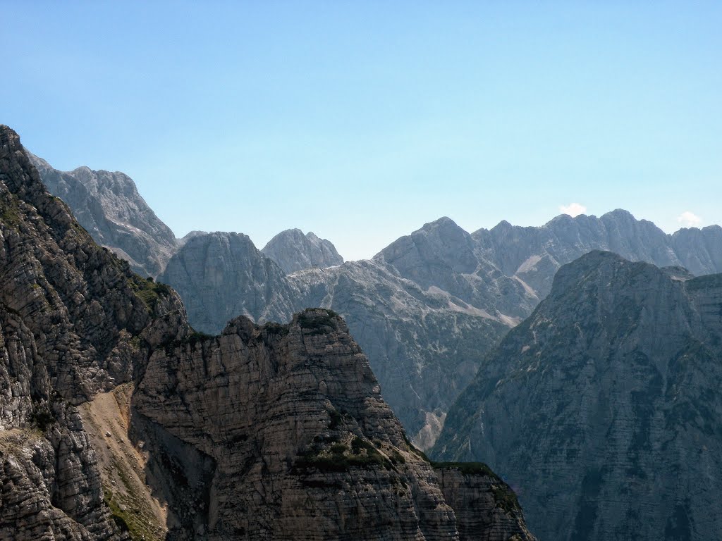 Pogled s Kriških podov by Valter Erzetič