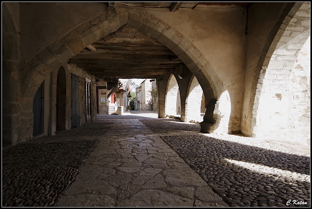 Sauveterre-de-Rouergue - Aveyron by Claudius Katan