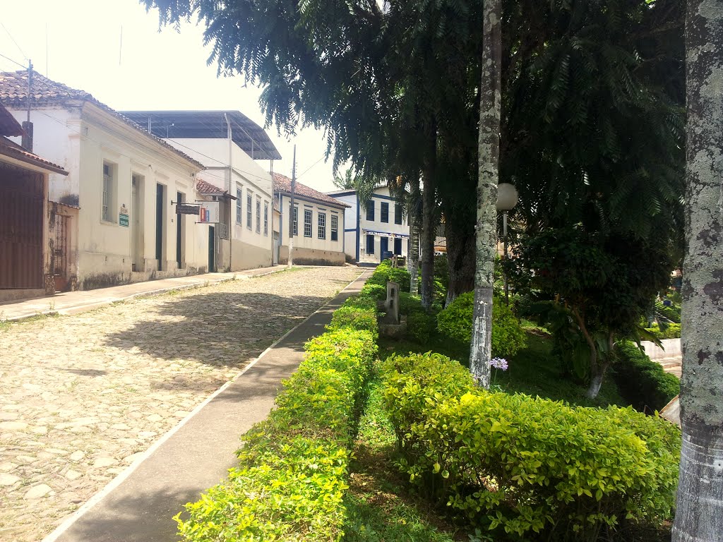 Praça no centro de Bias Fortes by Robson Ferreira