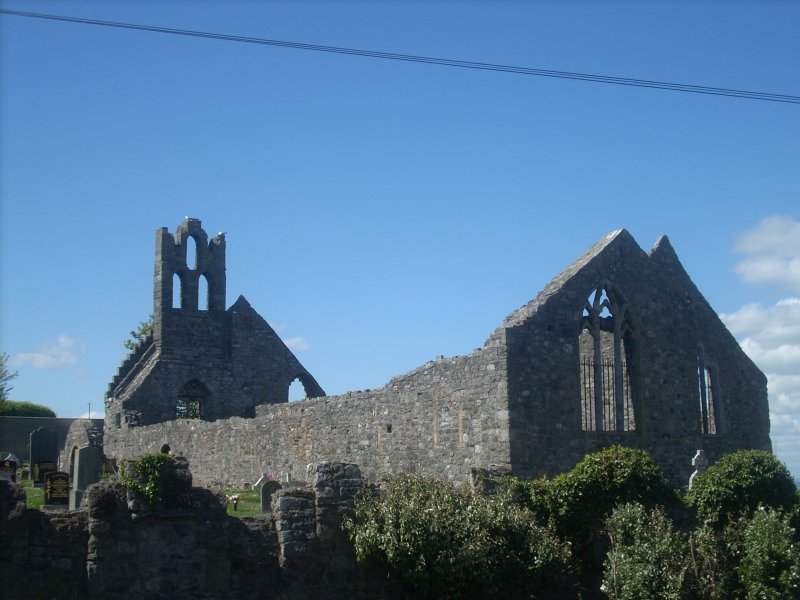 Ruins of Howth Abbey by icspi