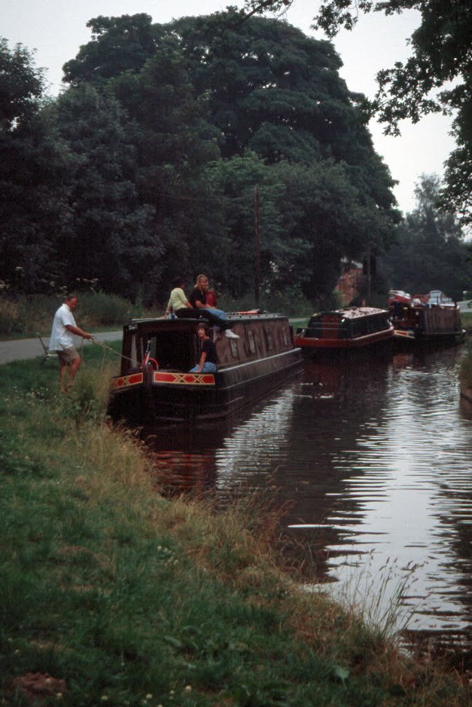 Final Night's Mooring near Chirk Aqueduct in Chirk Bank by bevoarchitect