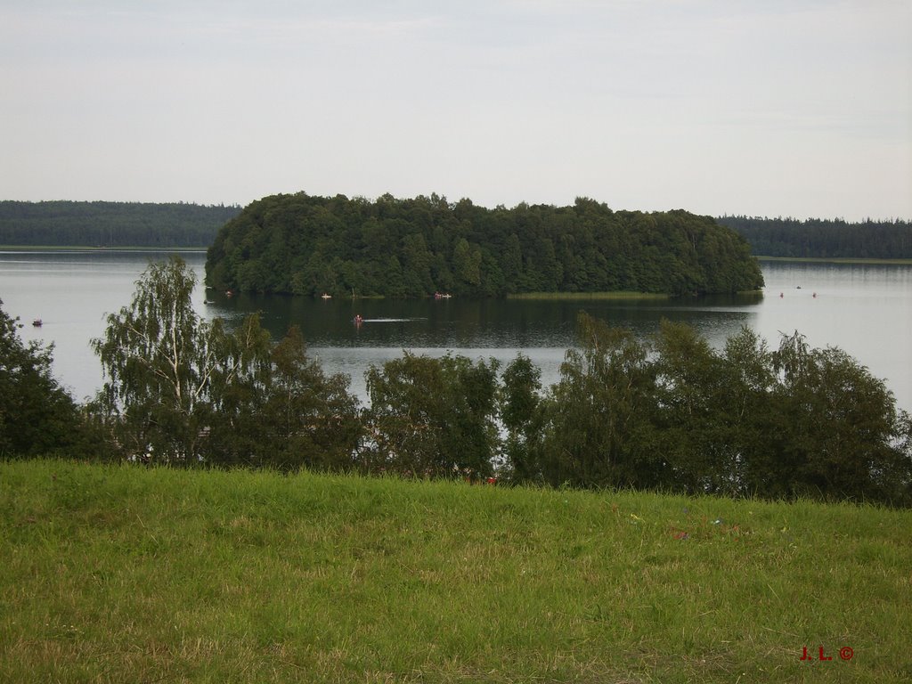 The lake of Plateliai by Jovita AtkoL