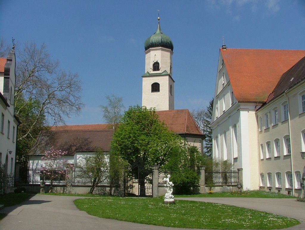 Nikolaikirche und Georgskirche by Mayer Richard