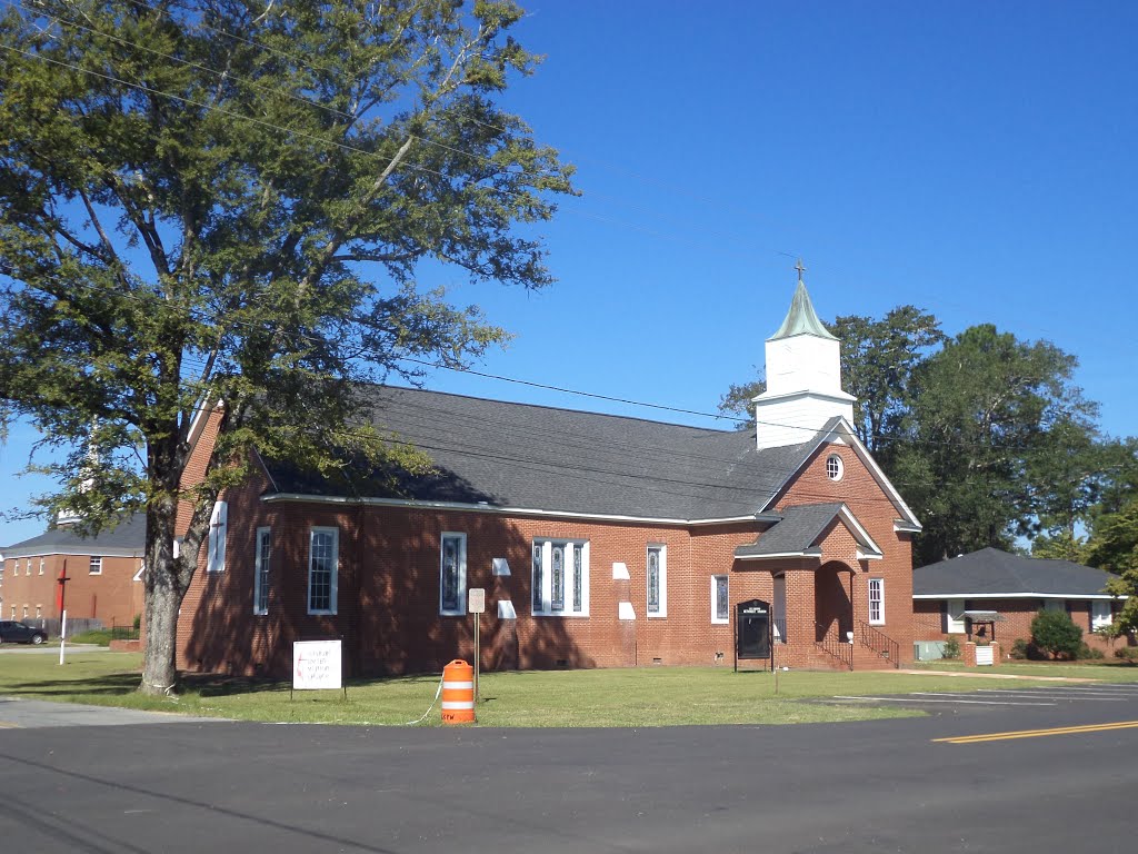 Leesburg United Methodist Church by mriveraz