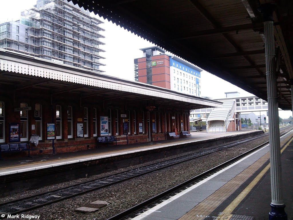 Slough Railway Station (2) by Mark Ridgway