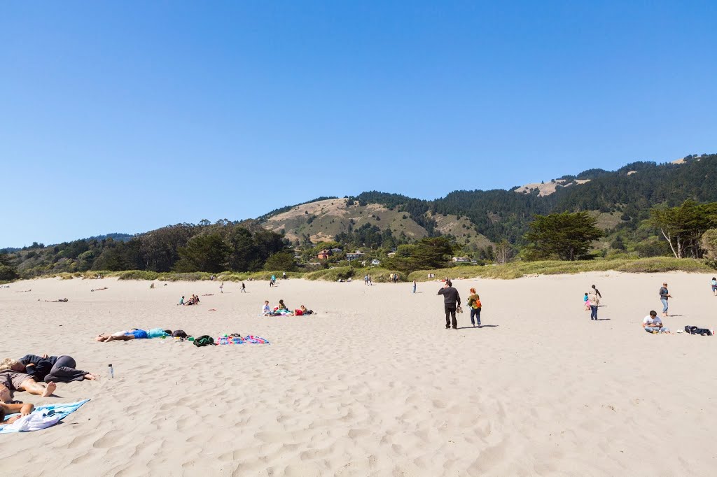 Stinson Beach - Stinson Beach, CA by Sunny Wu