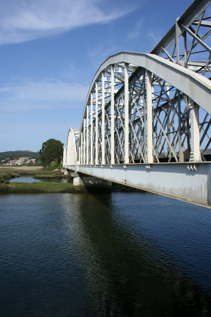 Ponte do Comboio by Xemain