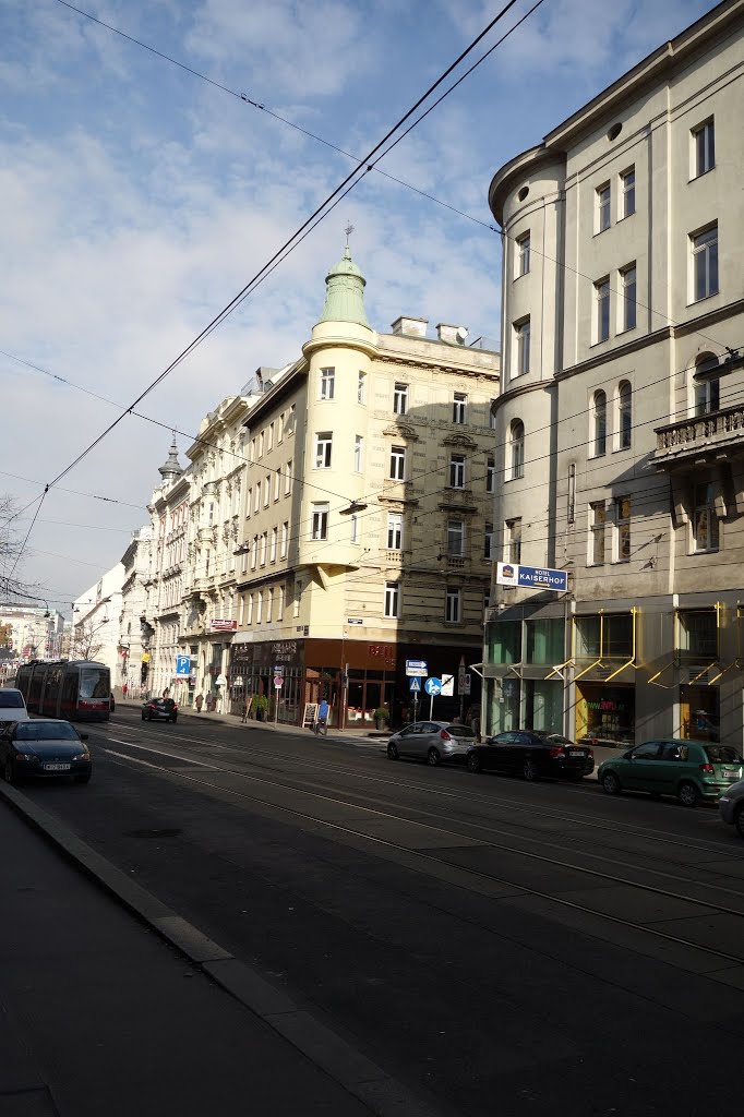 Wien Wieden, Wiedner Hauptstraße by Manuela Gößnitzer