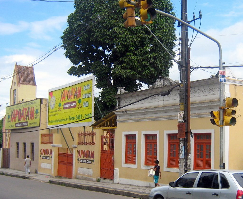 Colégio Yapoatan - Jaboatão dos Guararapes PE by leonir angelo lunardi