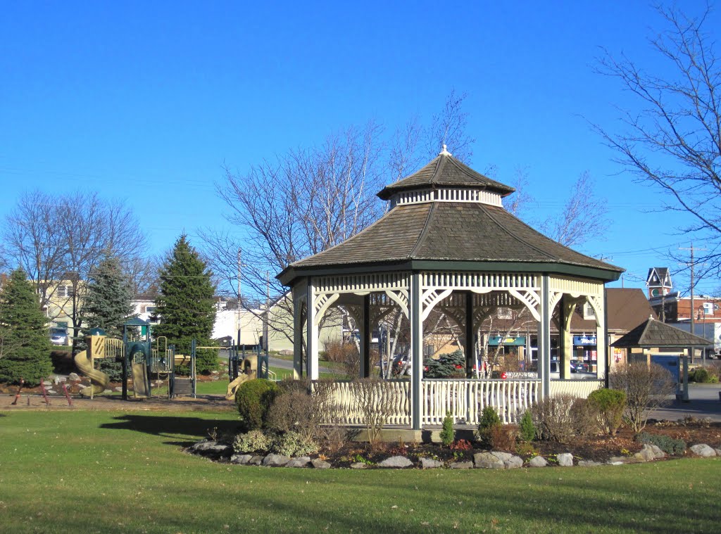 Beautiful gazebo in the Marmora Memorial Park. I give the local officials and landscaping staff top marks for what they have done to the water front here. by Steve Manders