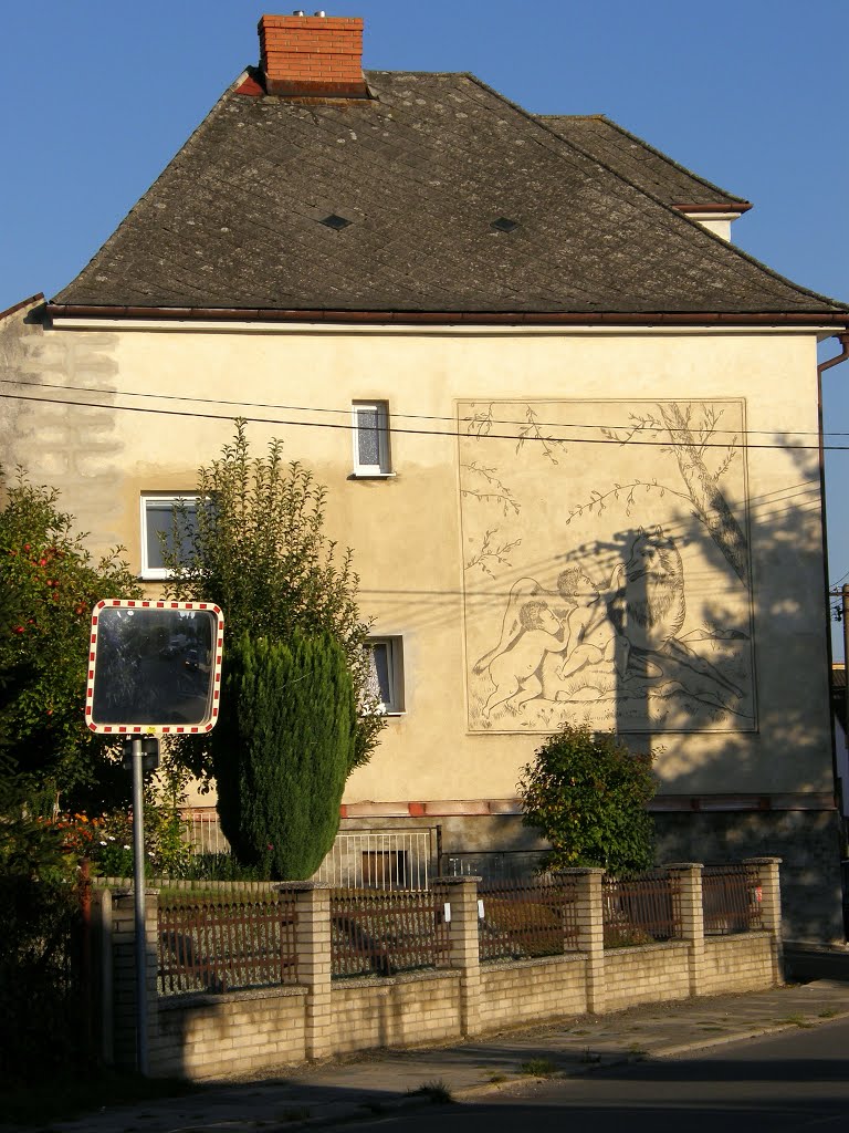 Kravaře - kresba na domě (a drawing on the house), Czech Republic by MAPP HUDRANS