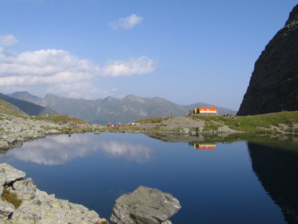 Lake Caltun by m.parca