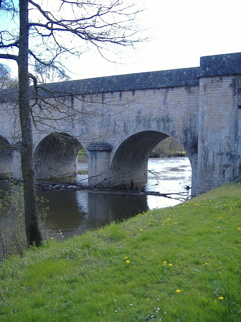 Pont canal au dessus de la Sauldre by bacchus78