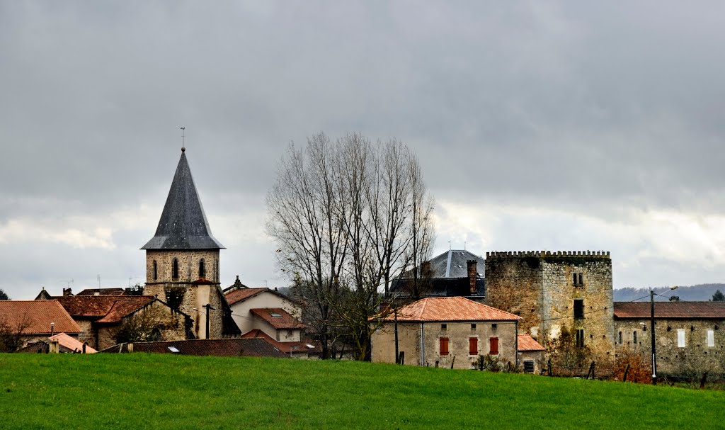 Village de Champniers Reilhac, Dordodgne by jl capdeville