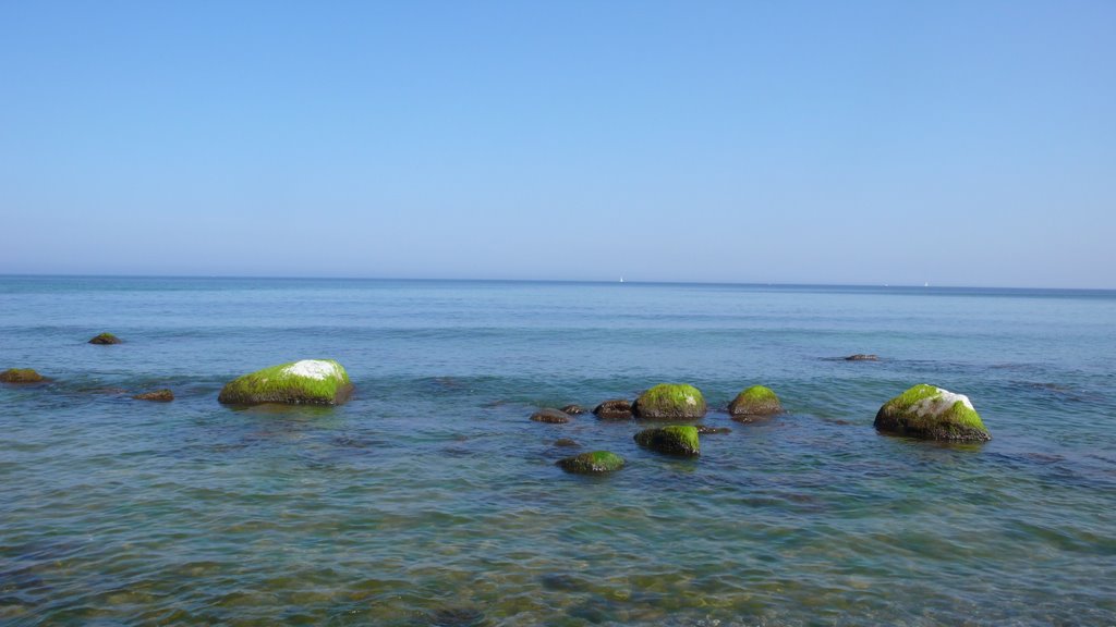 Stones - View to Sea by antenna