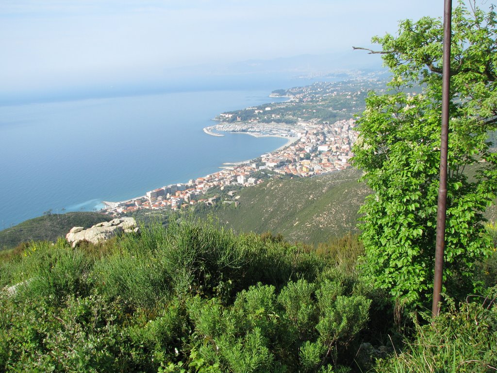 Varazze Panorama con Porto by luigi937