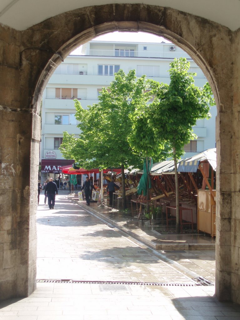 Zadar, city gate by Tihomir Gržinčić