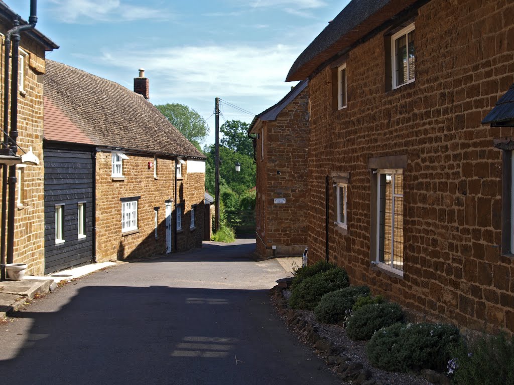 The eastern end of Church Lane, Adderbury by andrewsbrown